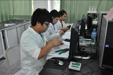 信息工程學(xué)院成功承辦“銳捷杯”計(jì)算機(jī)網(wǎng)絡(luò)應(yīng)用項(xiàng)目比賽，推動(dòng)計(jì)算機(jī)網(wǎng)絡(luò)工程實(shí)踐教學(xué)發(fā)展